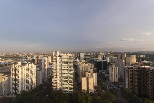 Imagem Apartamento com 5 Quartos à Venda, 340 m² em Alphaville Comercial - Barueri Imagem Apartamento com 5 Quartos à Venda, 340 m² em Alphaville Comercial - Barueri