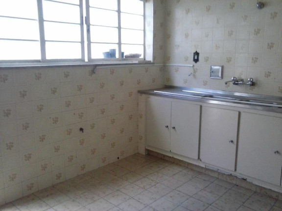 Imagem Casa com 6 Quartos à Venda, 237 m² em Centro - Pindamonhangaba