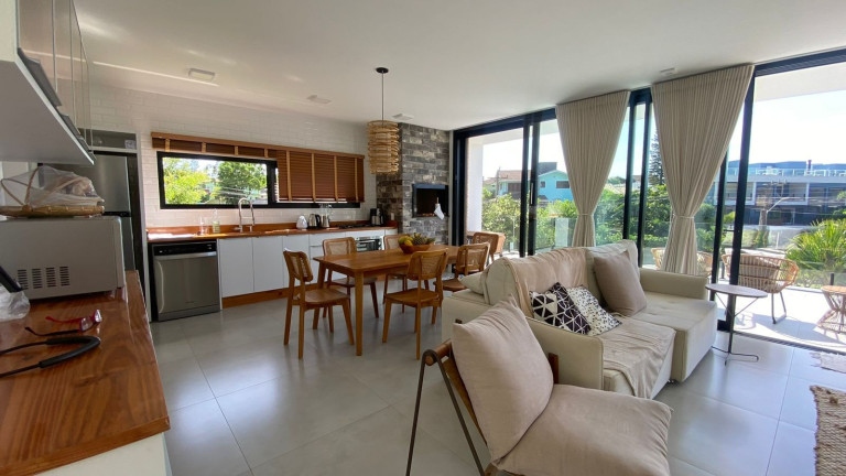 Imagem Casa com 4 Quartos à Venda, 187 m² em Morrinhos - Garopaba