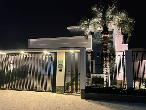 Casa com 3 Quartos à Venda, 294 m² em Bosque Da Mata - Tijucas