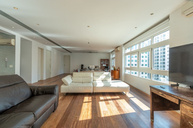Imagem Imóvel com 3 Quartos à Venda, 239 m² em Jardim Paulista - São Paulo Imagem Imóvel com 3 Quartos à Venda, 239 m² em Jardim Paulista - São Paulo