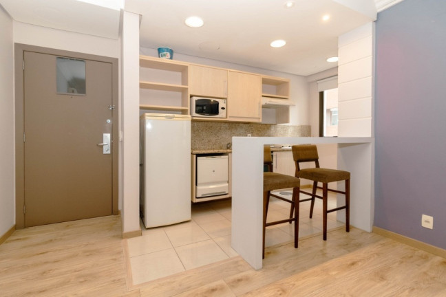 Imagem Apartamento com 1 Quarto à Venda, 57 m² em Moinhos De Vento - Porto Alegre