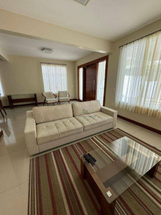 Imagem Casa com 7 Quartos à Venda, 378 m² em Itaipu - Niterói Imagem Casa com 7 Quartos à Venda, 378 m² em Itaipu - Niterói