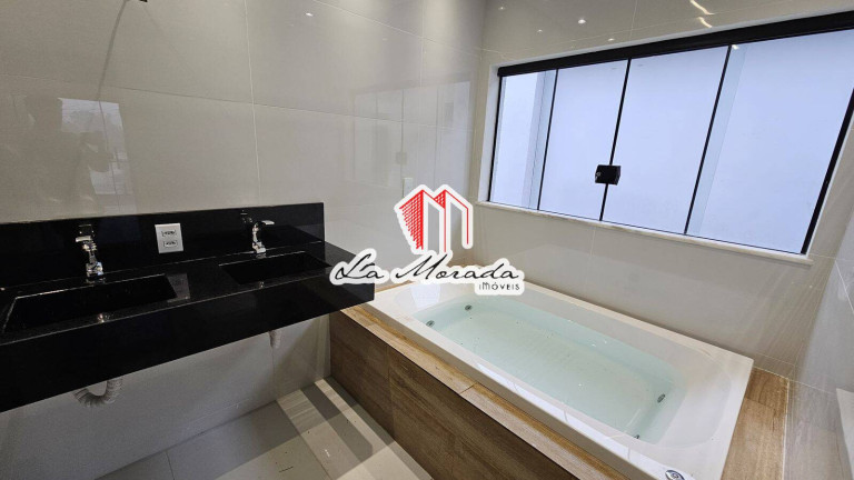 Imagem Casa com 4 Quartos à Venda, 250 m² em Ponta Negra - Manaus Imagem Casa com 4 Quartos à Venda, 250 m² em Ponta Negra - Manaus