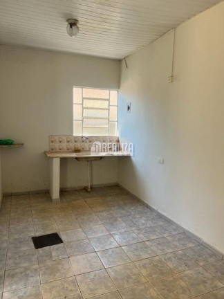 Imagem Casa com 2 Quartos à Venda, 250 m² em Fabrício - Uberaba Imagem Casa com 2 Quartos à Venda, 250 m² em Fabrício - Uberaba