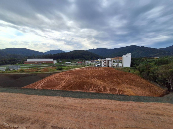 Imagem Ponto Comercial à Venda, 12.000 m² em Várzea Do Ranchinho (monte Alegre) - Camboriú Imagem Ponto Comercial à Venda, 12.000 m² em Várzea Do Ranchinho (monte Alegre) - Camboriú