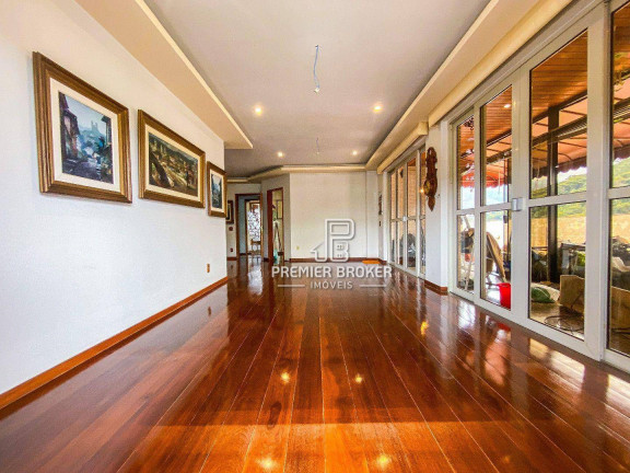 Imagem Cobertura com 2 Quartos à Venda, 156 m² em Várzea - Teresópolis
