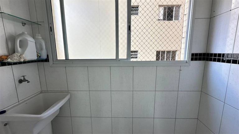 Imagem Apartamento com 2 Quartos à Venda, 76 m² em Guilhermina - Praia Grande