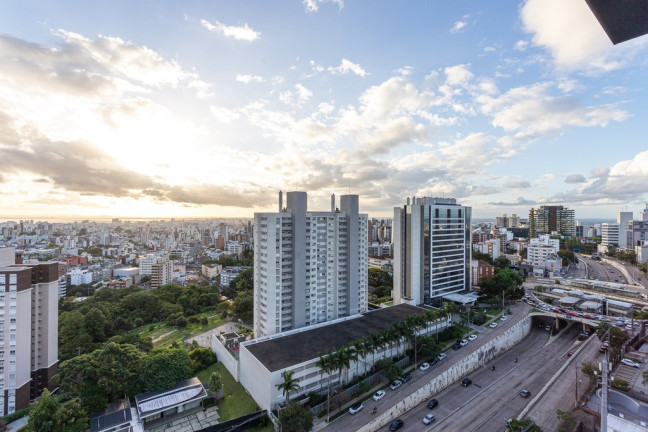 Imagem Apartamento com 2 Quartos à Venda, 71 m² em Petrópolis - Porto Alegre Imagem Apartamento com 2 Quartos à Venda, 71 m² em Petrópolis - Porto Alegre
