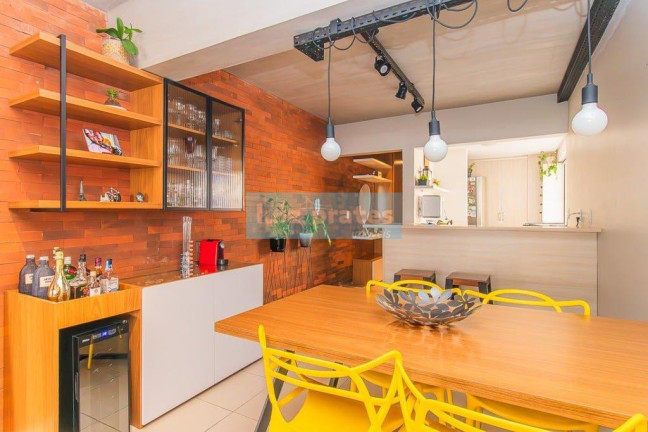 Imagem Apartamento com 2 Quartos à Venda, 78 m² em Bela Vista - Porto Alegre