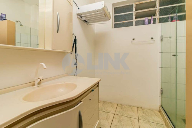 Imagem Apartamento com 2 Quartos à Venda, 62 m² em Higienópolis - Porto Alegre Imagem Apartamento com 2 Quartos à Venda, 62 m² em Higienópolis - Porto Alegre