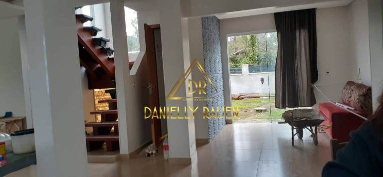 Casa com 4 Quartos à Venda, 300 m² em Barra Do Itapocú - Araquari