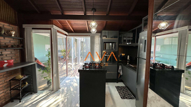 Imagem Casa com 3 Quartos à Venda, 130 m² em Ingleses - Florianópolis Imagem Casa com 3 Quartos à Venda, 130 m² em Ingleses - Florianópolis