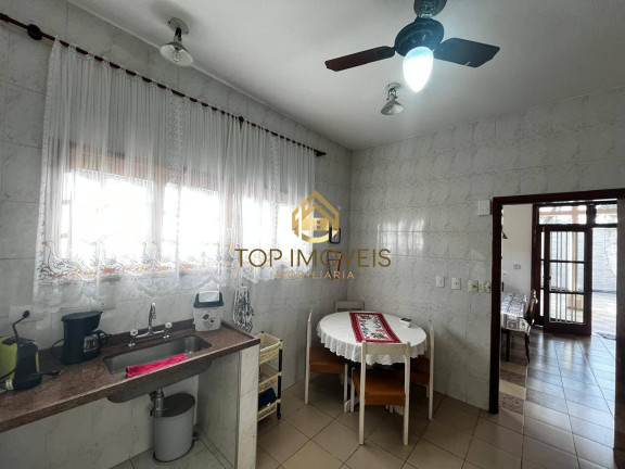 Imagem Casa com 5 Quartos à Venda, em Enseada - Guarujá Imagem Casa com 5 Quartos à Venda, em Enseada - Guarujá