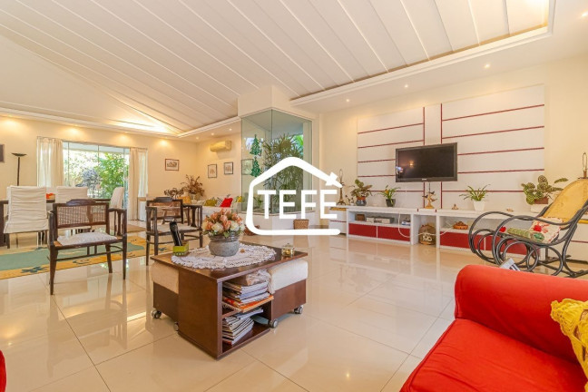 Imagem Casa com 5 Quartos à Venda, 566 m² em Barra Da Tijuca - Rio De Janeiro Imagem Casa com 5 Quartos à Venda, 566 m² em Barra Da Tijuca - Rio De Janeiro