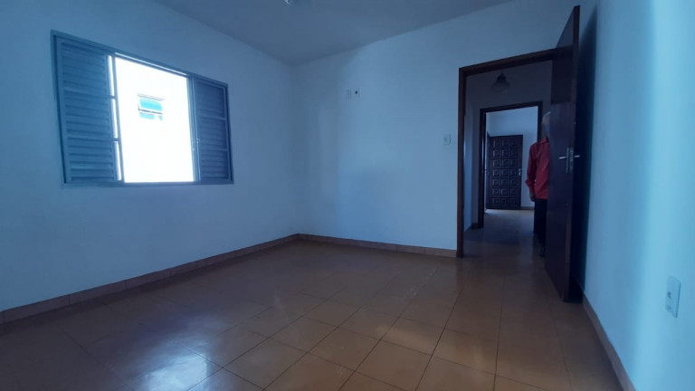 Imagem Sobrado com 3 Quartos à Venda, 250 m² em Umuarama - Osasco