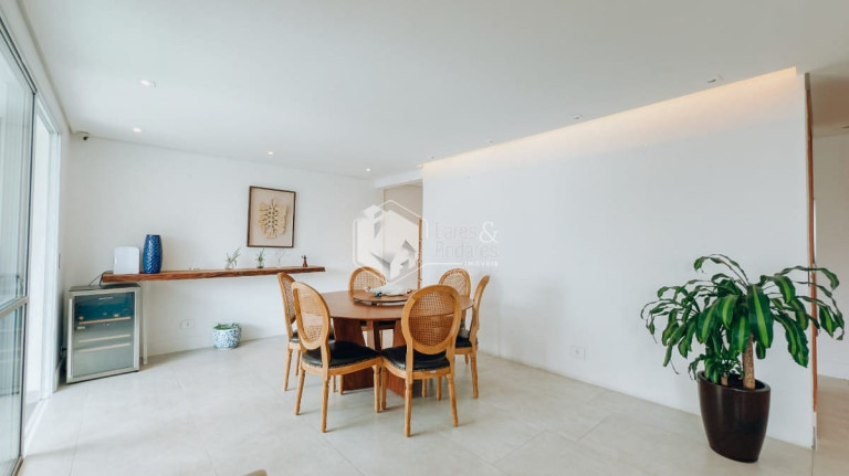 Imagem Apartamento com 3 Quartos à Venda, 143 m² em Moema - São Paulo Imagem Apartamento com 3 Quartos à Venda, 143 m² em Moema - São Paulo