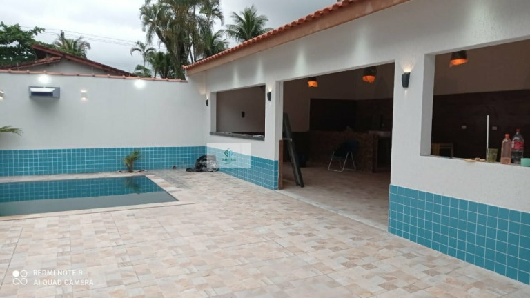 Imagem Casa com 9 Quartos para Alugar ou Temporada, 300 m² em Enseada - Guarujá