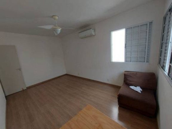 Imagem Casa com 3 Quartos à Venda, 200 m² em Vila Cordeiro - São Paulo Imagem Casa com 3 Quartos à Venda, 200 m² em Vila Cordeiro - São Paulo