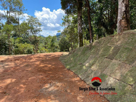 Imagem Terreno à Venda, 2 m² em Campos Do Jordão Imagem Terreno à Venda, 2 m² em Campos Do Jordão