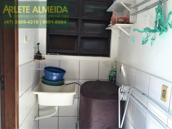 Imagem Apartamento com 1 Quarto para Alugar ou Temporada, 27 m² em Centro - Porto Belo Imagem Apartamento com 1 Quarto para Alugar ou Temporada, 27 m² em Centro - Porto Belo