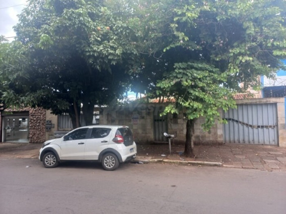 Casa com 5 Quartos à Venda, 95 m² em Centro - Goiânia
