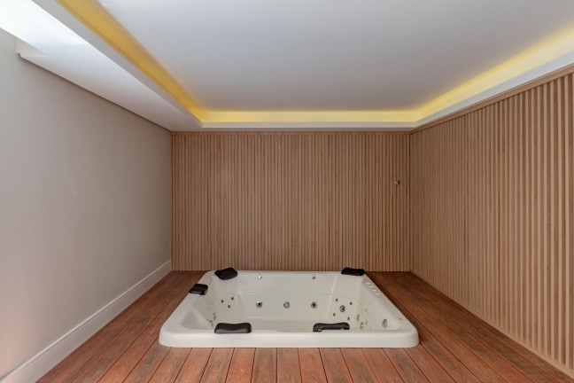 Imagem Apartamento com 3 Quartos à Venda, 95 m² em Centro - Curitiba