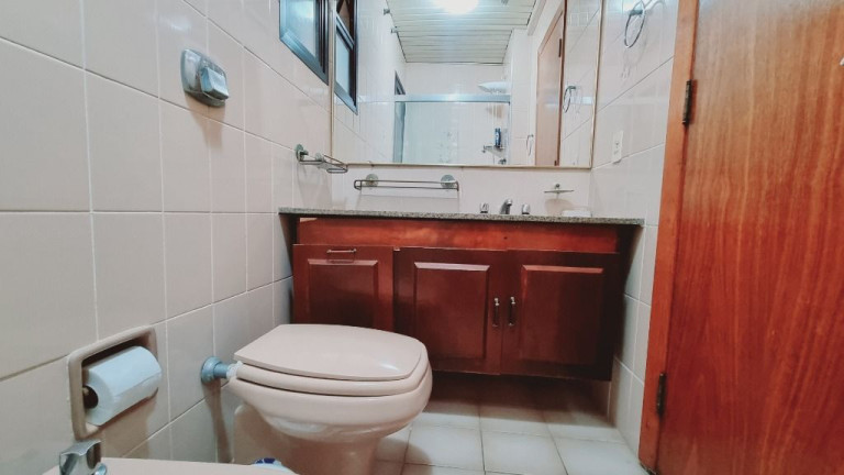 Imagem Apartamento com 3 Quartos à Venda, 140 m² em Pitangueiras - Guarujá Imagem Apartamento com 3 Quartos à Venda, 140 m² em Pitangueiras - Guarujá