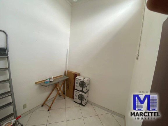 Imagem Casa com 3 Quartos à Venda, em São Pedro - Osasco Imagem Casa com 3 Quartos à Venda, em São Pedro - Osasco