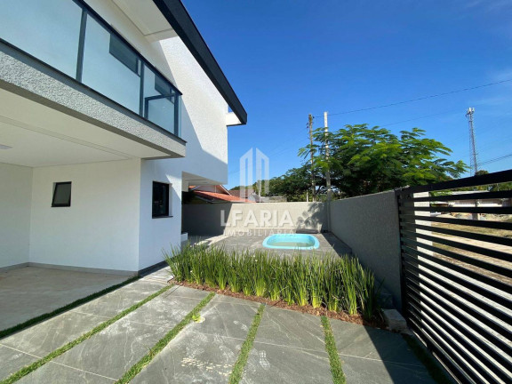 Imagem Sobrado com 3 Quartos à Venda, 149 m² em Rainha Do Mar - Itapoá