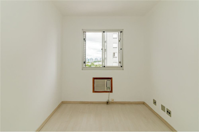 Imagem Imóvel com 2 Quartos à Venda, em Jardim Planalto - Porto Alegre Imagem Imóvel com 2 Quartos à Venda, em Jardim Planalto - Porto Alegre