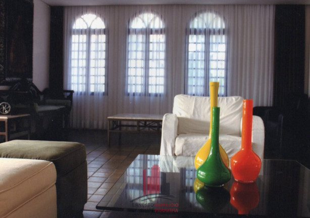 Imagem Casa com 4 Quartos à Venda, 330 m² em Hipodrómo - Recife Imagem Casa com 4 Quartos à Venda, 330 m² em Hipodrómo - Recife