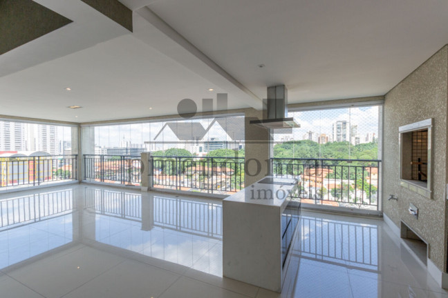 Apartamento com 4 Quartos à Venda, 244 m² em água Branca - São Paulo