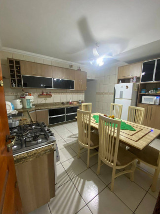 Imagem Sobrado com 4 Quartos à Venda, 163 m² em Ocian - Praia Grande Imagem Sobrado com 4 Quartos à Venda, 163 m² em Ocian - Praia Grande