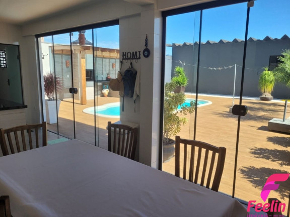 Imagem Casa com 3 Quartos à Venda, 350 m² em Ribeirão Da Ilha - Florianópolis Imagem Casa com 3 Quartos à Venda, 350 m² em Ribeirão Da Ilha - Florianópolis