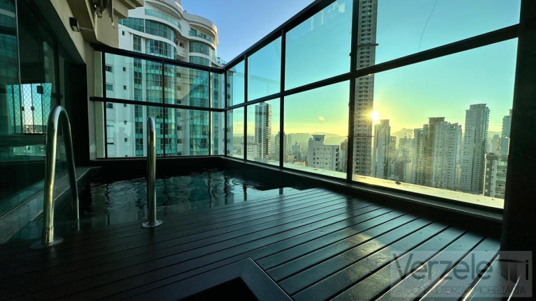 Imagem Apartamento com 4 Quartos à Venda, 280 m² em Centro - Balneário Camboriú Imagem Apartamento com 4 Quartos à Venda, 280 m² em Centro - Balneário Camboriú