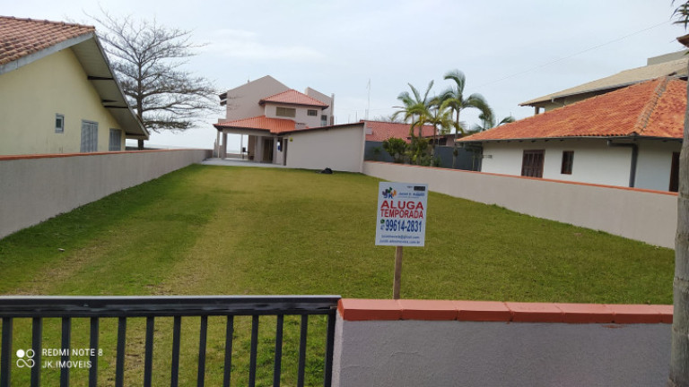 Imagem Sobrado com 3 Quartos para Temporada, 220 m² em Barra Do Saí - Itapoá Imagem Sobrado com 3 Quartos para Temporada, 220 m² em Barra Do Saí - Itapoá