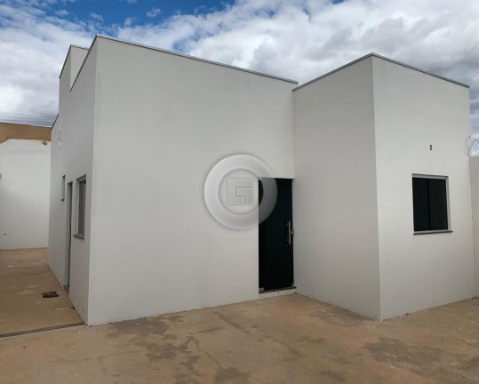 Casa com 3 Quartos à Venda, 180 m² em Santo Antônio - Montes Claros