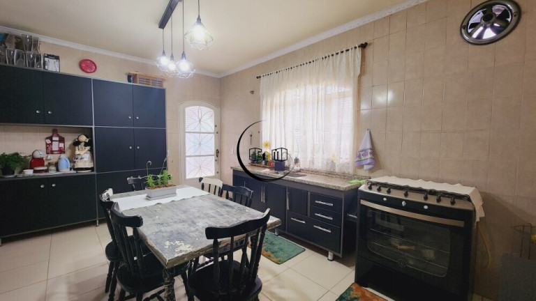 Imagem Casa com 3 Quartos à Venda, 244 m² em Vila São João - Itupeva