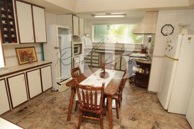 Imagem Imóvel com 4 Quartos à Venda,  em Riviera - Bertioga