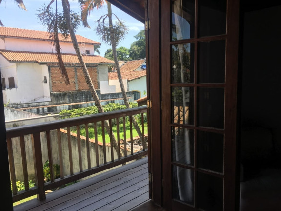 Imagem Sobrado com 5 Quartos à Venda, 361 m² em Centro - Pindamonhangaba