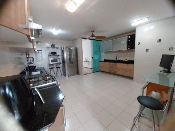 Imagem Imóvel com 3 Quartos à Venda, 185 m² em Ponta Negra - Manaus
