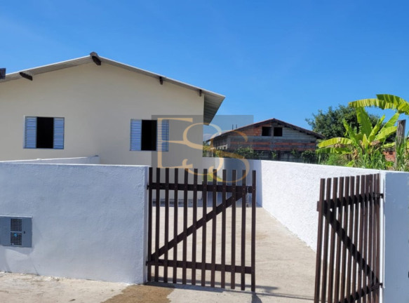 Imagem Casa com 1 Quarto à Venda, 35 m² em Jardim Bopiranga - Mongaguá Imagem Casa com 1 Quarto à Venda, 35 m² em Jardim Bopiranga - Mongaguá