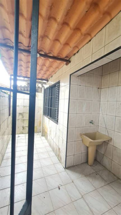Imagem Casa com 2 Quartos à Venda, 70 m² em Maracanã - Praia Grande