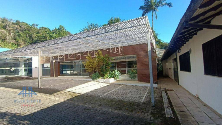 Imagem Casa com 5 Quartos à Venda, 600 m² em Itacorubi - Florianópolis