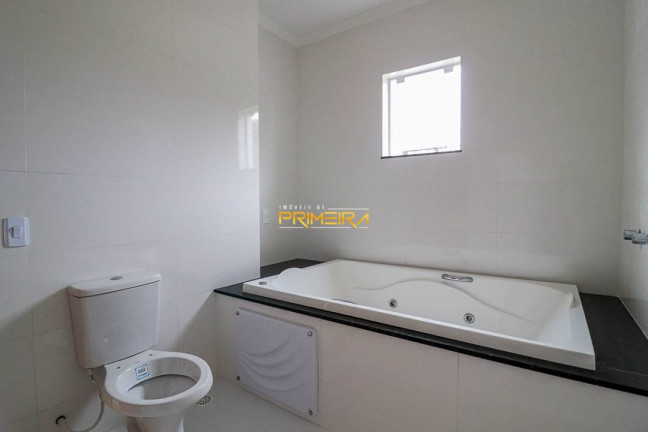 Imagem Sobrado com 3 Quartos à Venda, 176 m² em Portão - Curitiba