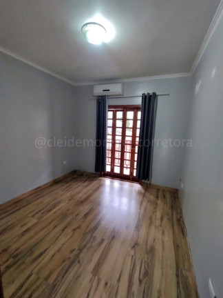 Imagem Sobrado com 3 Quartos à Venda, 242 m² em Colina Maria Luíza (jordanésia) - Cajamar