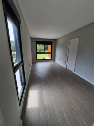 Imagem Casa com 3 Quartos à Venda, 258 m² em Taquaras - Balneário Camboriú Imagem Casa com 3 Quartos à Venda, 258 m² em Taquaras - Balneário Camboriú