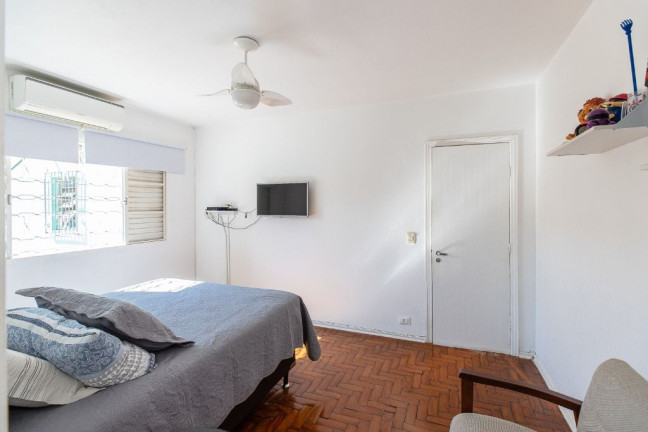 Imagem Casa com 3 Quartos à Venda, 280 m² em Vila Ipojuca - São Paulo Imagem Casa com 3 Quartos à Venda, 280 m² em Vila Ipojuca - São Paulo