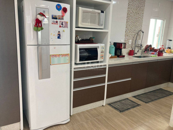 Imagem Casa com 2 Quartos à Venda, 75 m² em São João - Itajaí